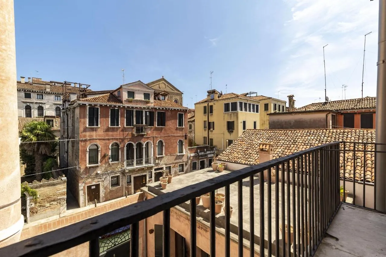 Portego Del Drapier Venice 0*,